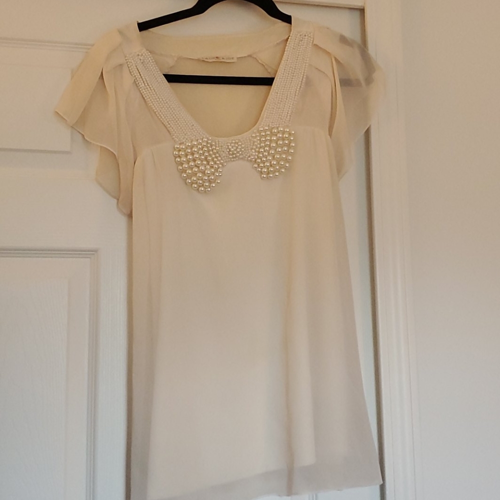 Laurie & Joe Ivory Baby Doll Top with Pearl Bow